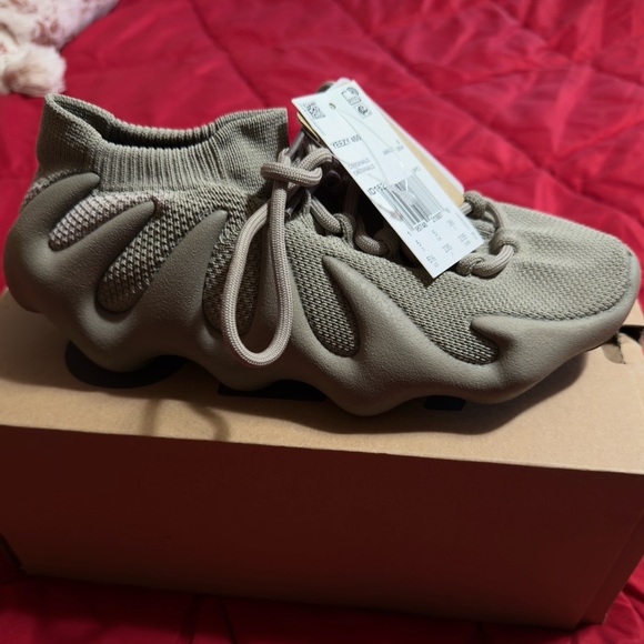 YEEZY 450 'Stone flax' 2022